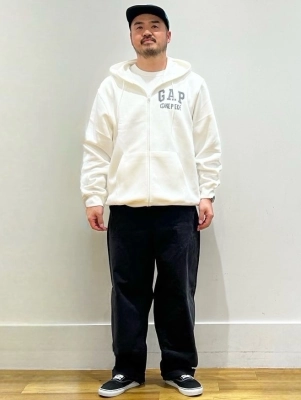 ま*ご様 GAP×宇都宮ブレックス コラボパーカー サイズМ 未着用 GAPとB
