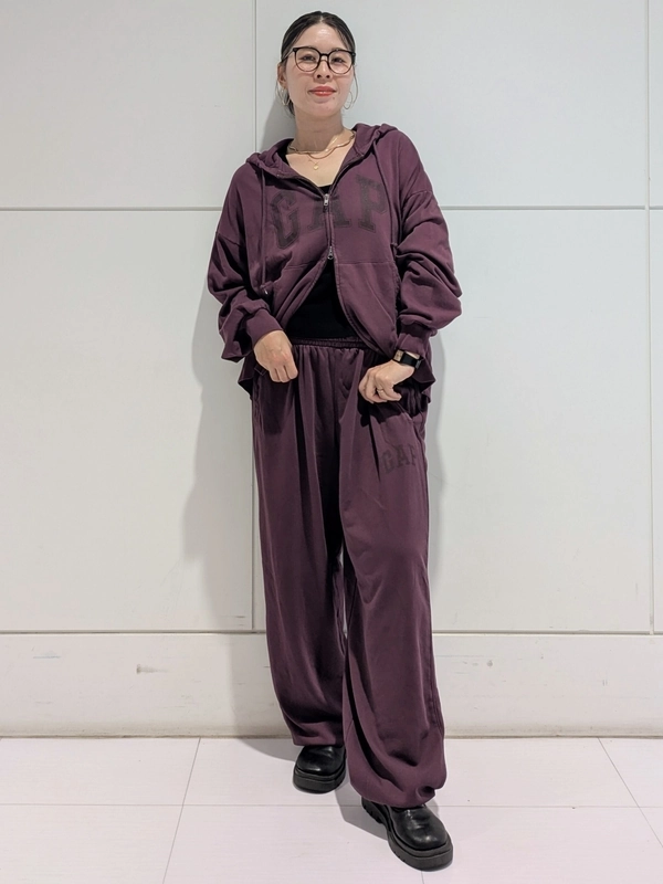 GAP ロゴ スウェット セットアップ新品 未使用 GAPロゴ】スウェットセットアップ | Gap公式オンラインストア
