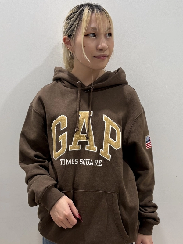 秋向けに茶色パーカー！ | Gap公式オンラインストア