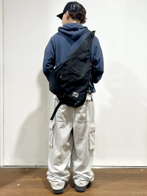 ハーフジップロゴ×カーゴスウェットパンツ】 | Gap公式オンラインストア