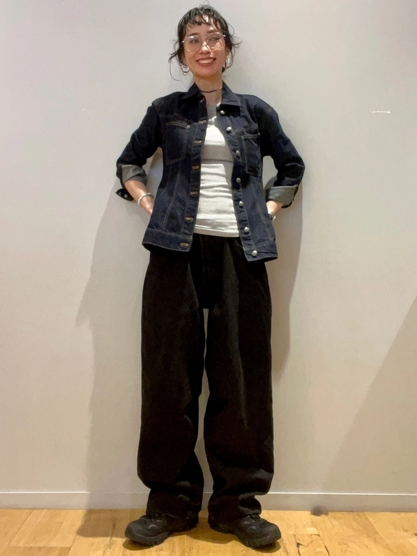 Gap × A.P.C.】デニムジャケットコーデ | Gap公式オンラインストア