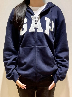 人気カラー再入荷！ロゴジップアップパーカー | Gap公式オンラインストア
