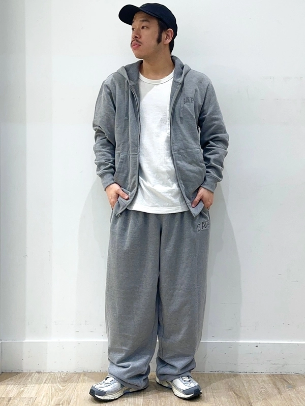 新作スウェット】シンプルセットアップ | Gap公式オンラインストア